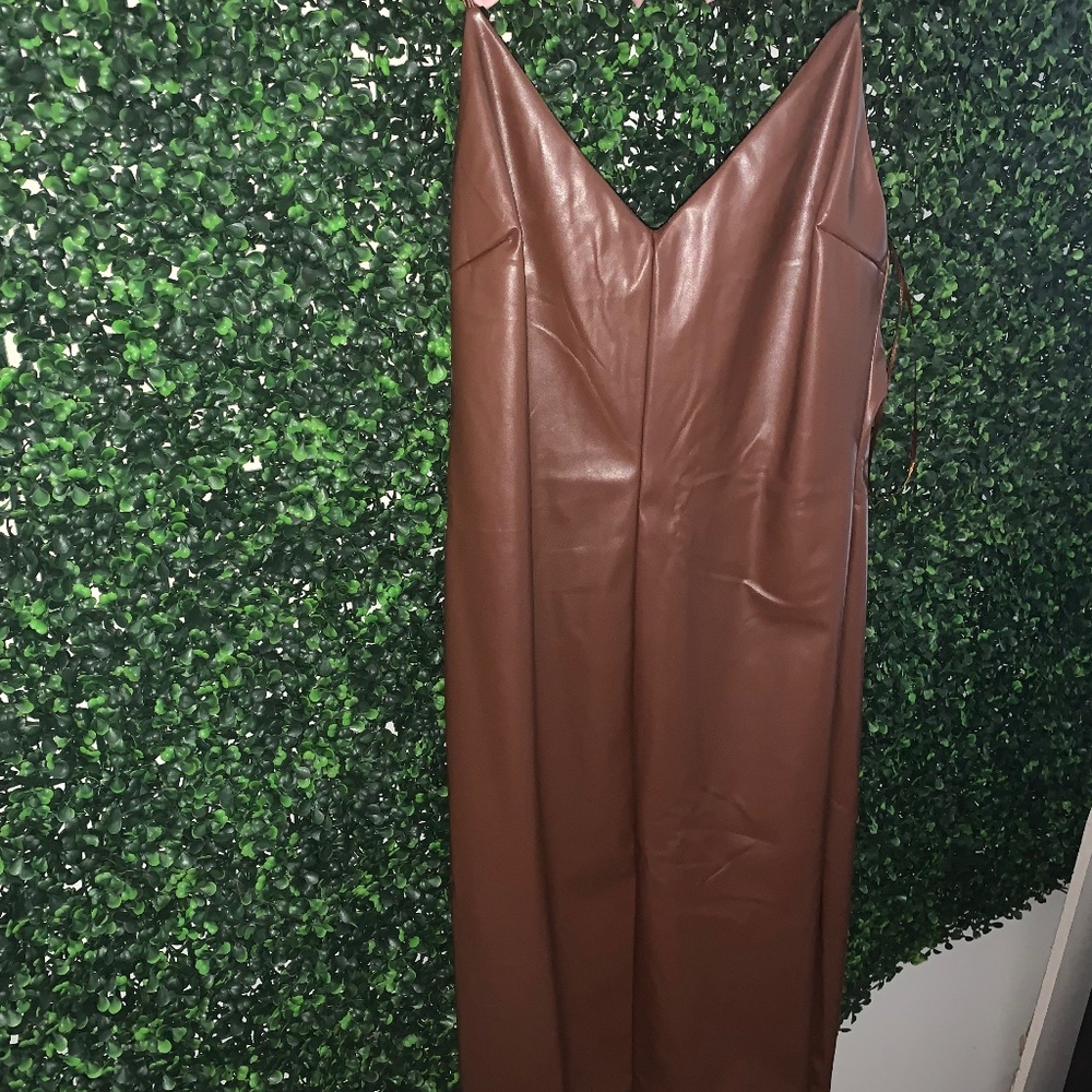 Flirt brown leather dress